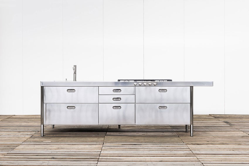 Edelstahl-Kücheninsel mit Doppeltheke 250 bis 280 cm
